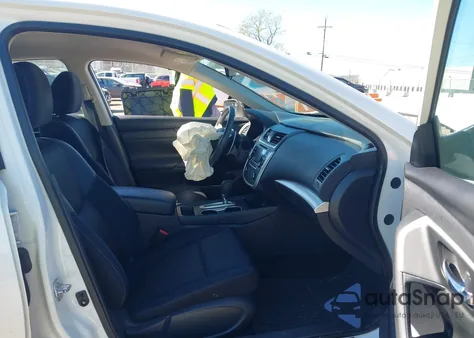 2017 Nissan Altima 2.5 Sr from USA, damaged, VIN 1N4AL3AP2HN351232